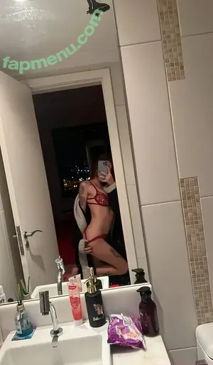 Jany Lavigne / Jujuba02 / jany_lavigne / janylavign_oficial nude photo #0183