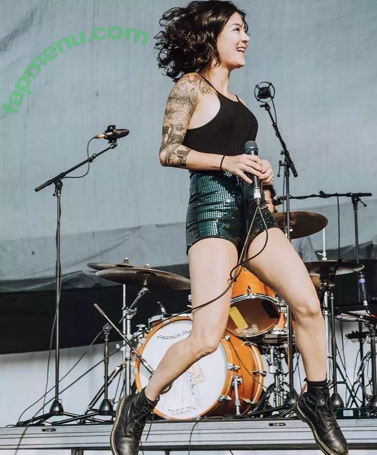 Japanese Breakfast nude photo #0007 (Michelle Zauner / jbrekkie)