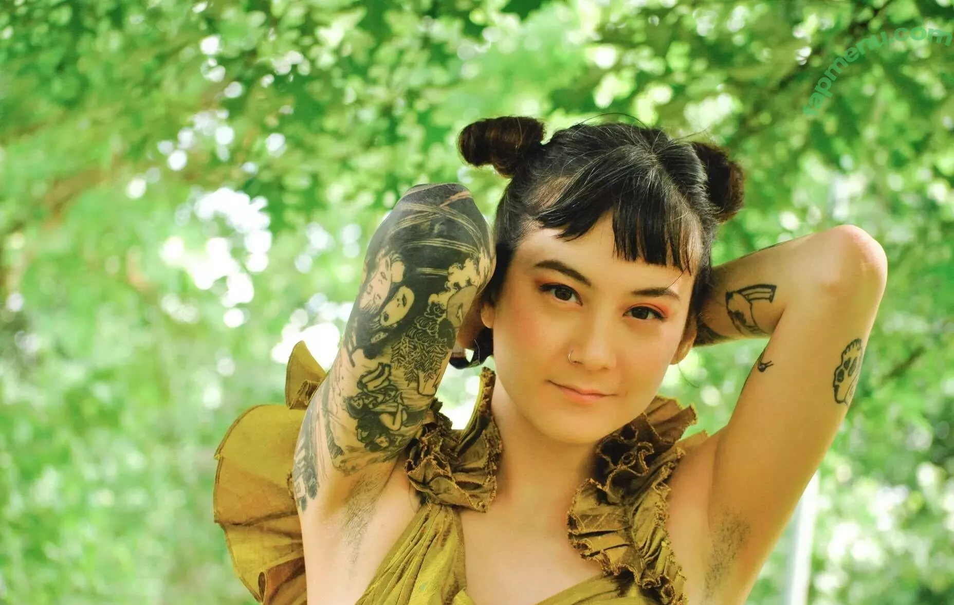 Japanese Breakfast nude photo #0043 (Michelle Zauner / jbrekkie)