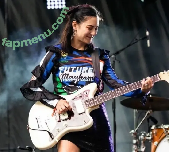 Japanese Breakfast nude photo #0105 (Michelle Zauner / jbrekkie)