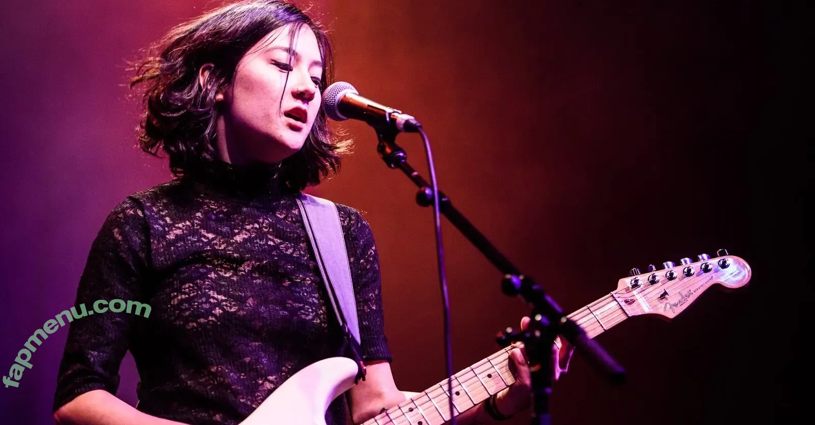 Japanese Breakfast nude photo #0121 (Michelle Zauner / jbrekkie)
