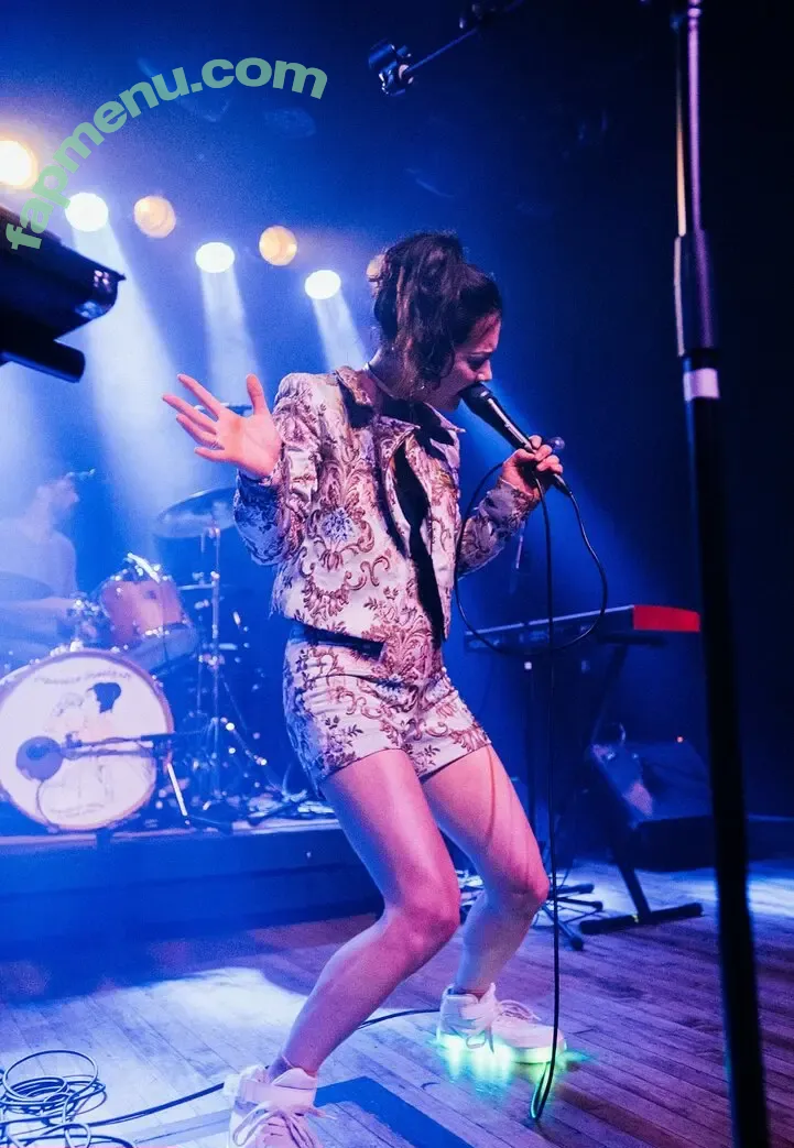 Japanese Breakfast nude photo #0122 (Michelle Zauner / jbrekkie)