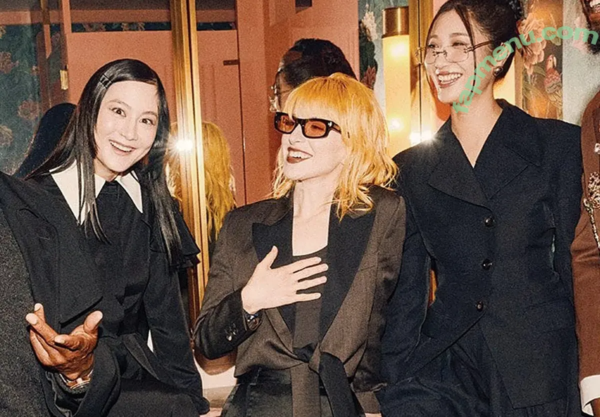 Japanese Breakfast nude photo #0163 (Michelle Zauner / jbrekkie)