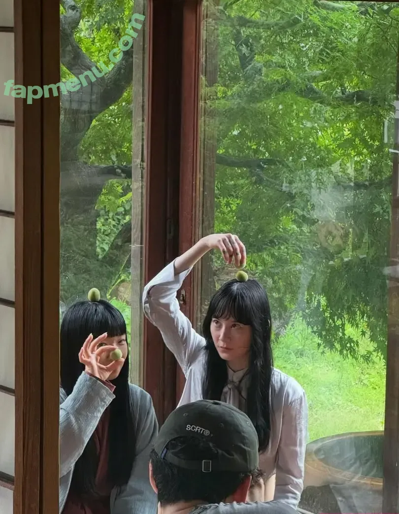 Japanese Breakfast nude photo #0170 (Michelle Zauner / jbrekkie)