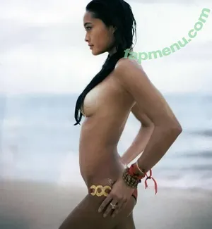 Jarah Mariano / jarahm nude photo #0071