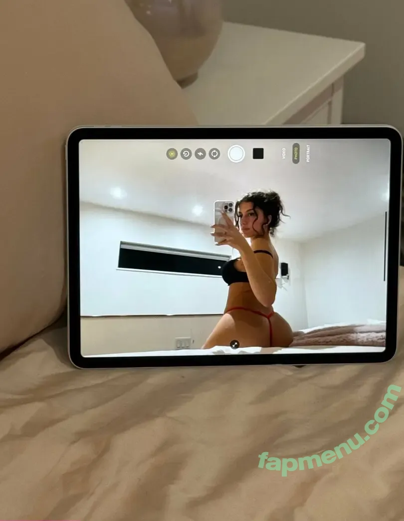 jasi.bae nude photo #0018 (livingjasi)