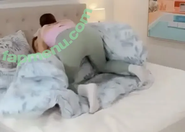 Jasmin Arndt nude photo #0090 (Jasmin & James / jasmin.arndtt)