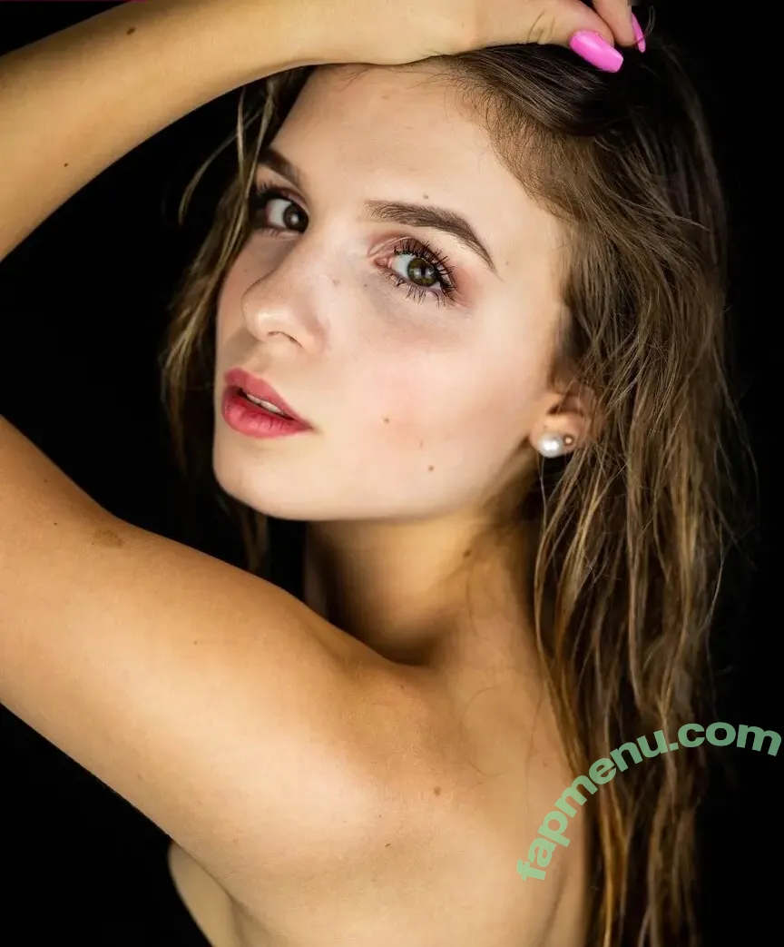 Jasmin Endres nude photo #0204 (jasmindres)