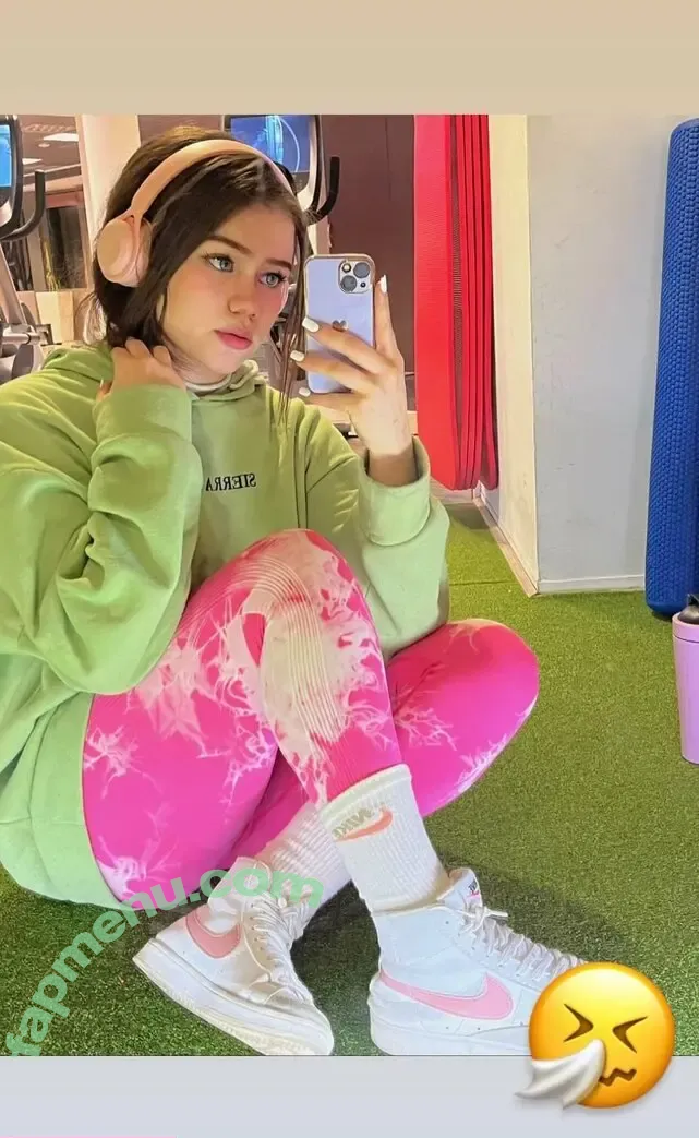 jasmin.reyeshn nude photo #0220 (jasmin.reyeshn)