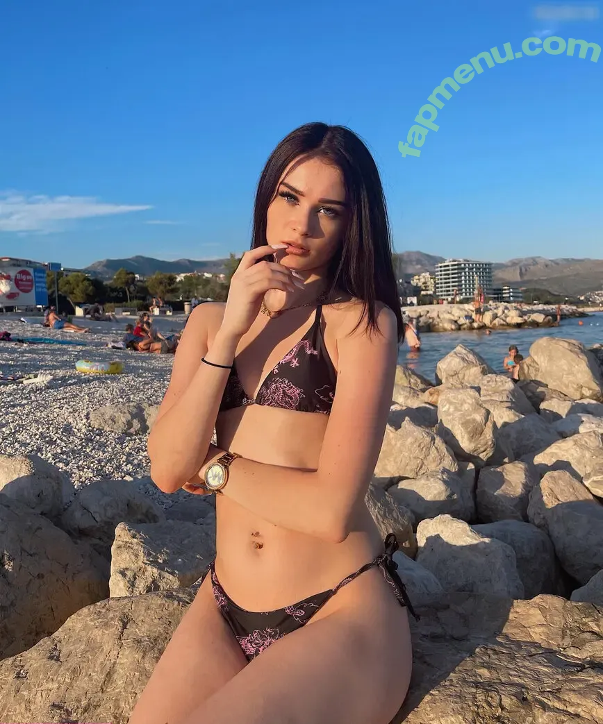 Jasmin Schneider nude photo #0030 (jasi_xx3)