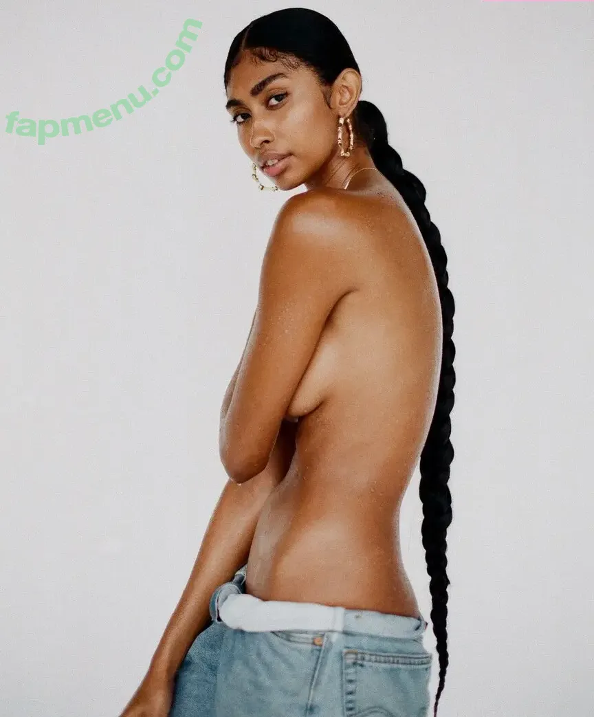 Jasmine Chola nude photo #0013 (Jasmine Blandford / jasmine.chola)