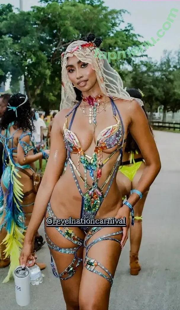 Jasmine Chola nude photo #0212 (Jasmine Blandford / jasmine.chola)