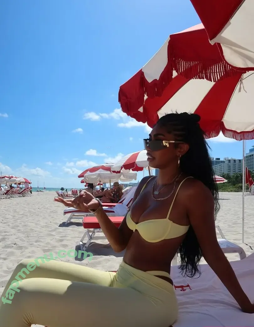 Jasmine Chola nude photo #0231 (Jasmine Blandford / jasmine.chola)