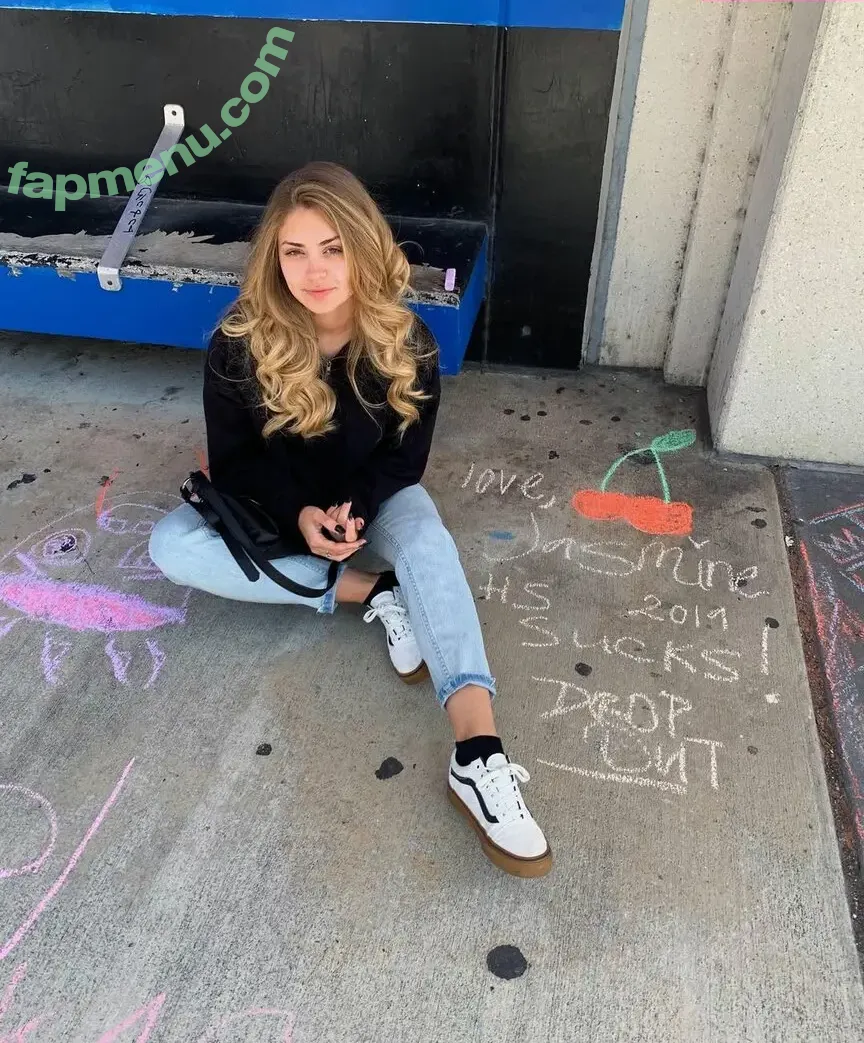 Jasmine Gonzalez nude photo #0009 (jasminecgonzalez / jasminegonz32)