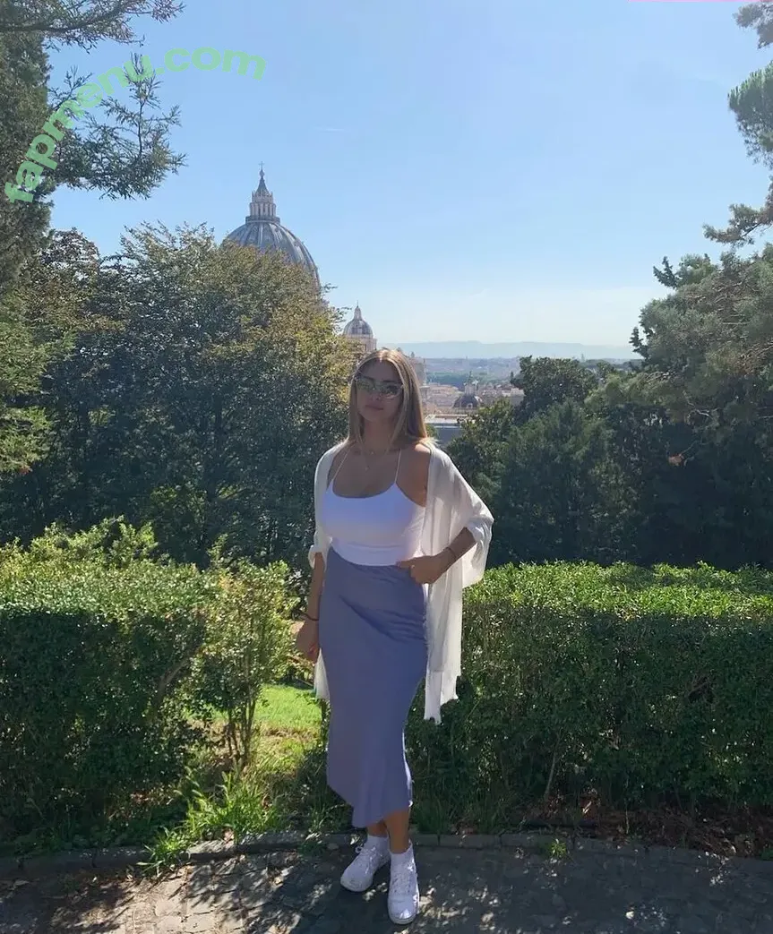 Jasmine Gonzalez nude photo #0011 (jasminecgonzalez / jasminegonz32)