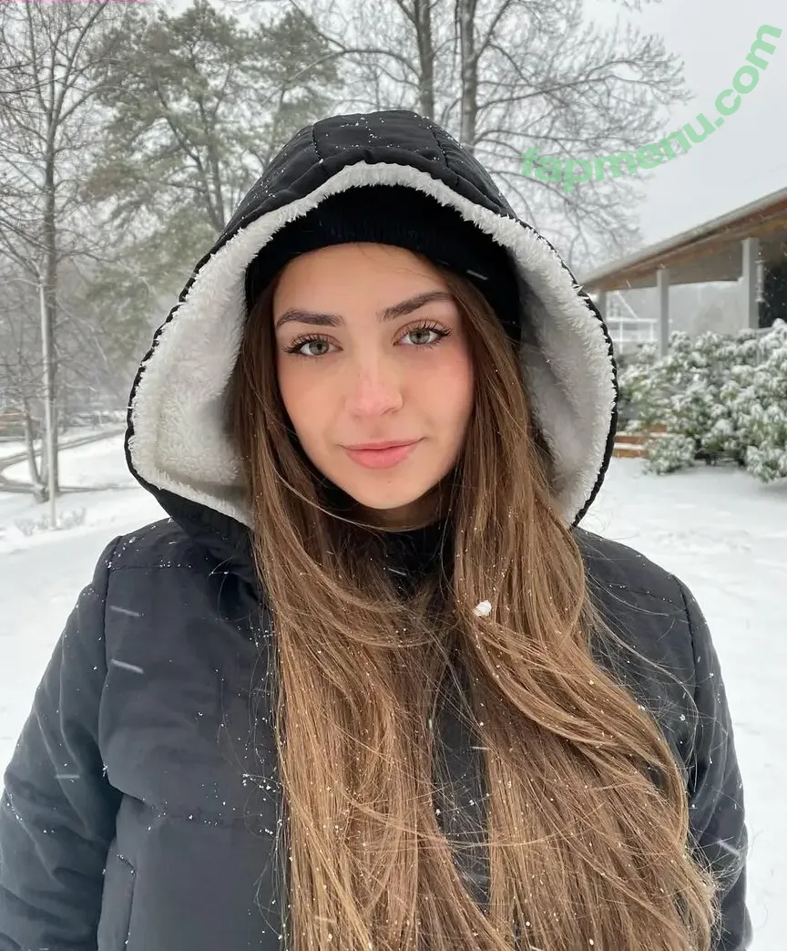 Jasmine Gonzalez nude photo #0030 (jasminecgonzalez / jasminegonz32)