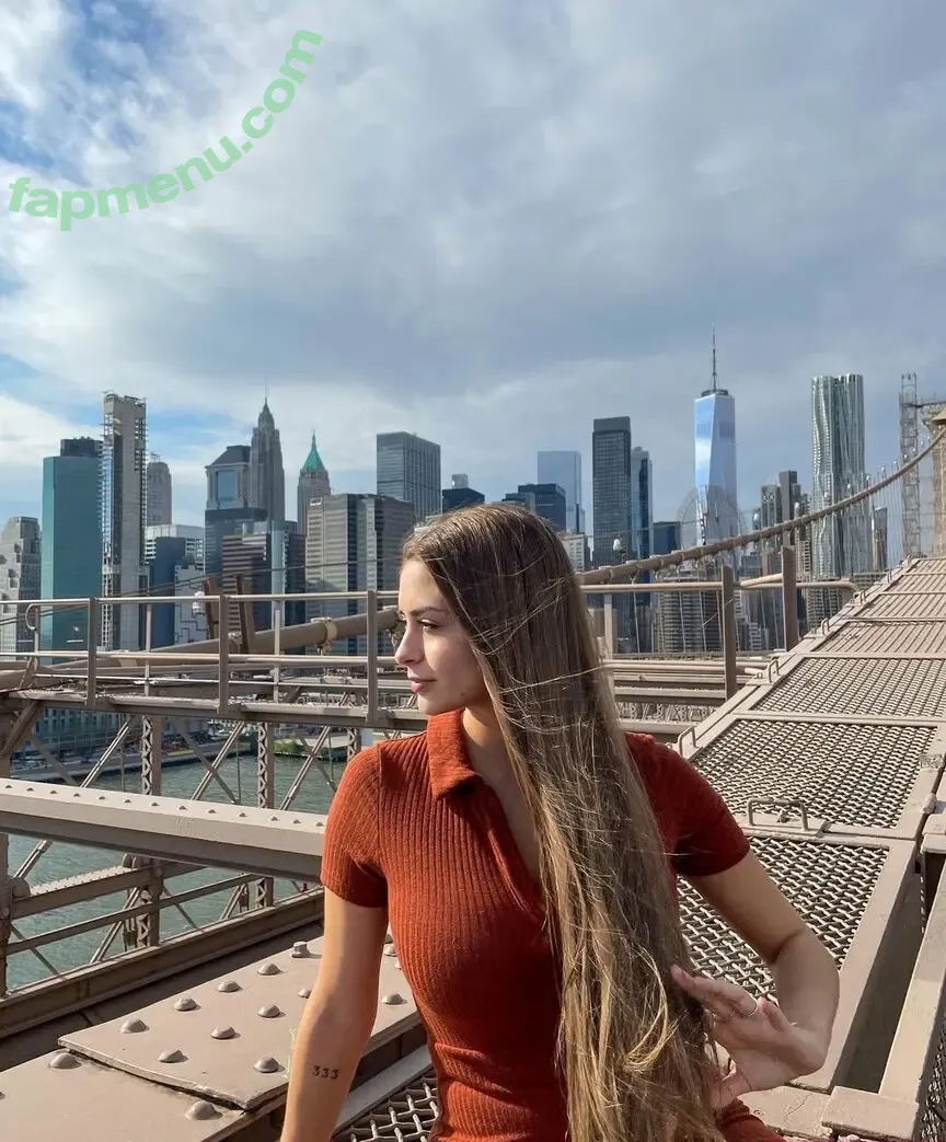 Jasmine Gonzalez nude photo #0038 (jasminecgonzalez / jasminegonz32)