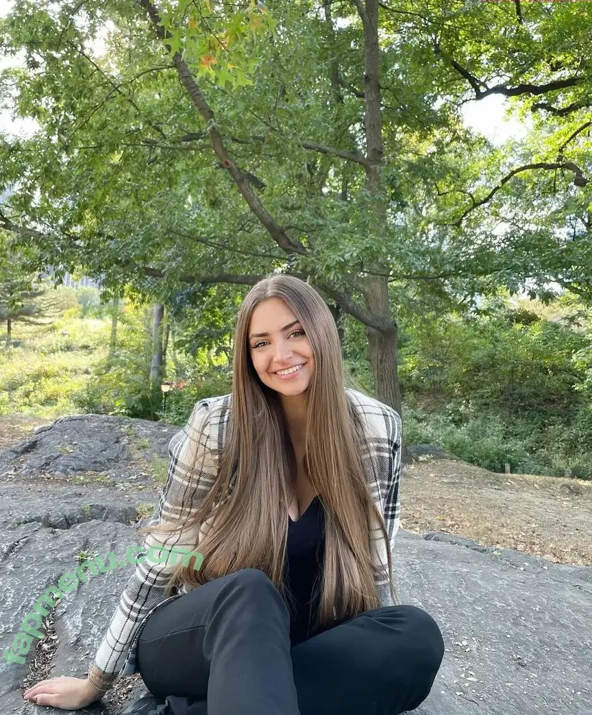 Jasmine Gonzalez nude photo #0040 (jasminecgonzalez / jasminegonz32)