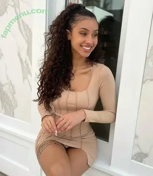  nude photo #0002
