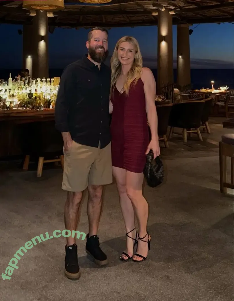 Jasmine Roth nude photo #0026 (jasminerothofficial)