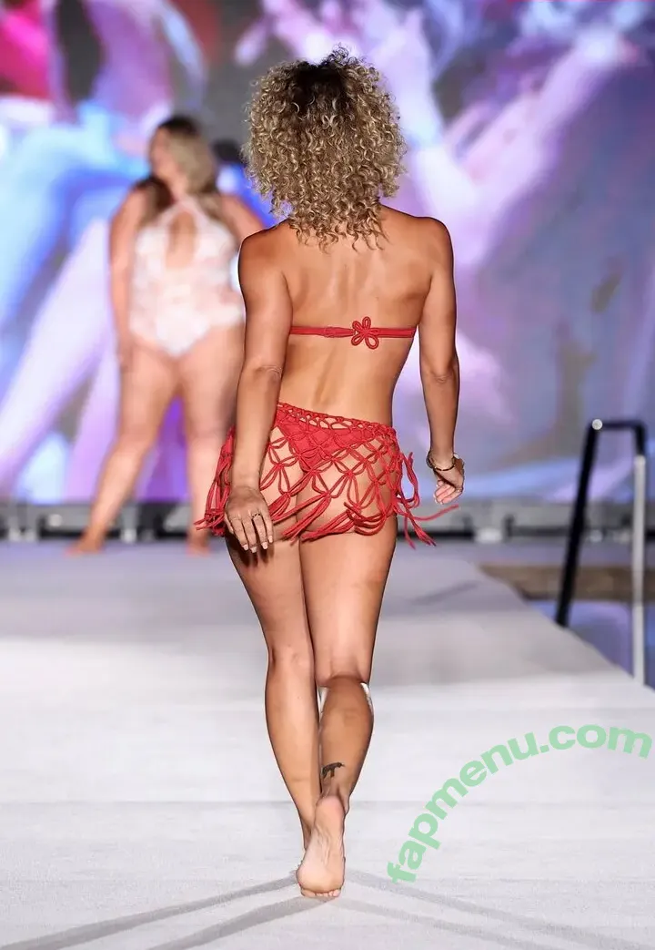 Jasmine Sanders nude photo #0505 (Golden Barbie / golden_barbie / goldenbarbie / jasminesanders)