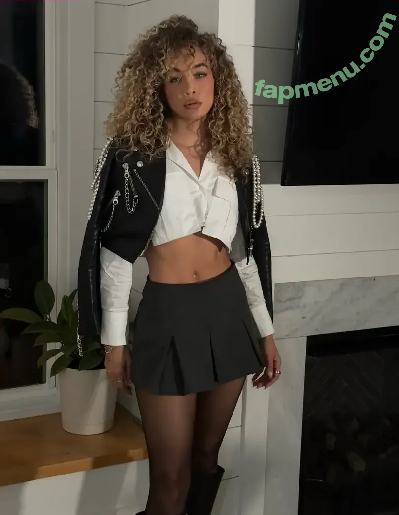 Jasmine Sanders nude photo #0640 (Golden Barbie / golden_barbie / goldenbarbie / jasminesanders)