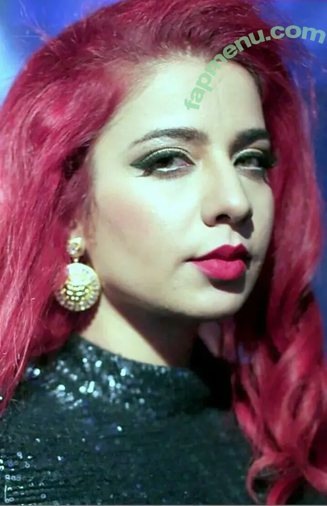 Jasmine Sandlas nude photo #0010 (Jasmine Sandlas)