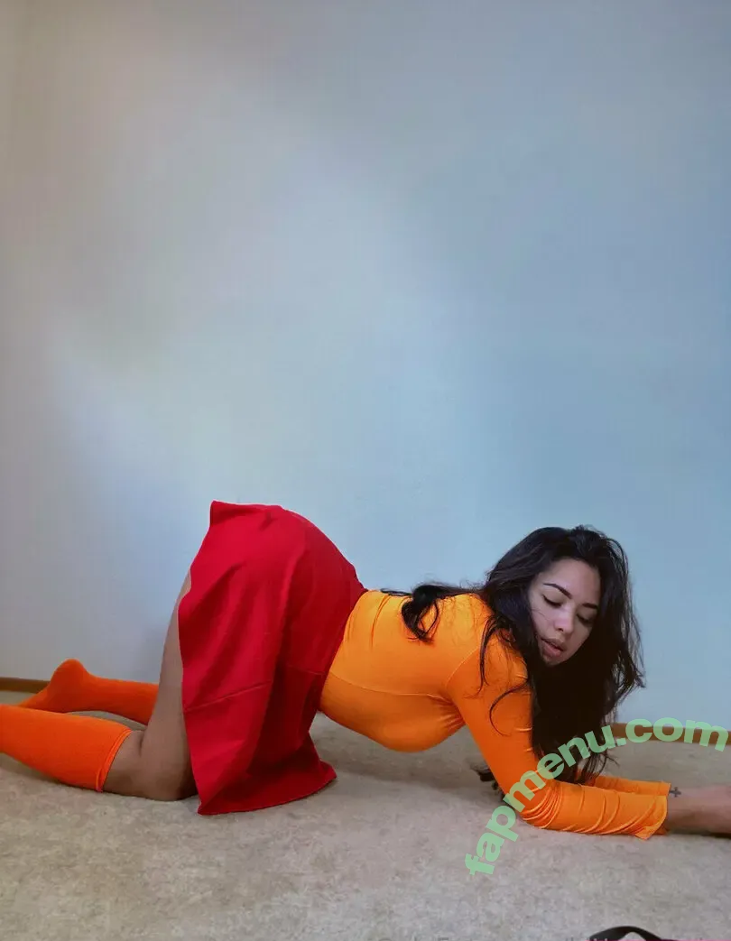 Jasmine Villegas nude photo #0018 (jasminevillegas)