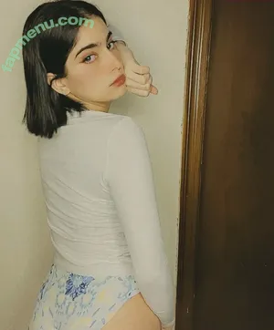 Jasneet Kaur / jasneet1703_official nude photo #0014