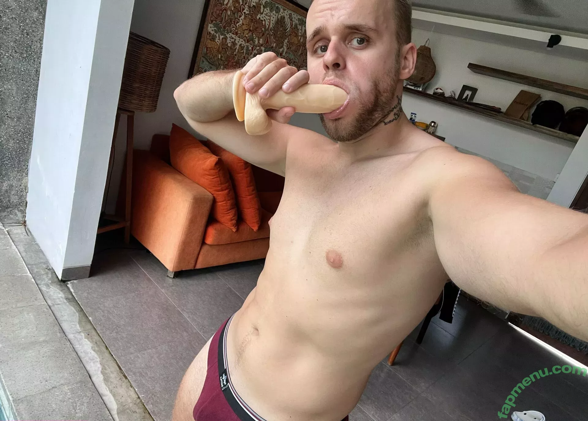 jasupsss nude photo #0001 (jasupsss)