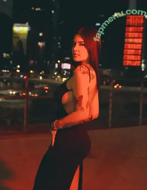 Javiera Orellana / Caprimint nude photo #0037