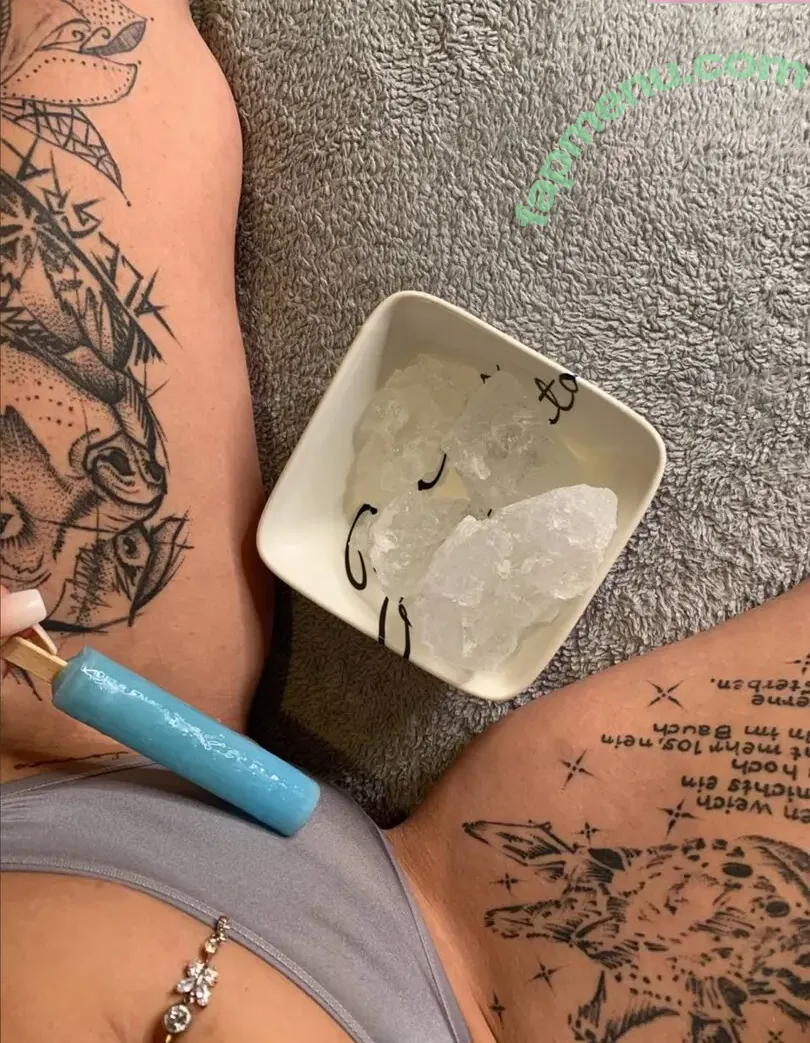 Jay.bluee nude photo #0081 (Jay.bluee)