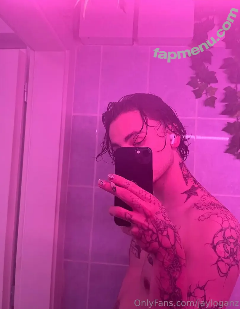 jayloganz nude photo #0008 (jaylagonz)