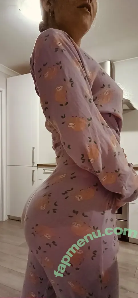 Jaynniejane nude photo #0022 (Jaynniejane)