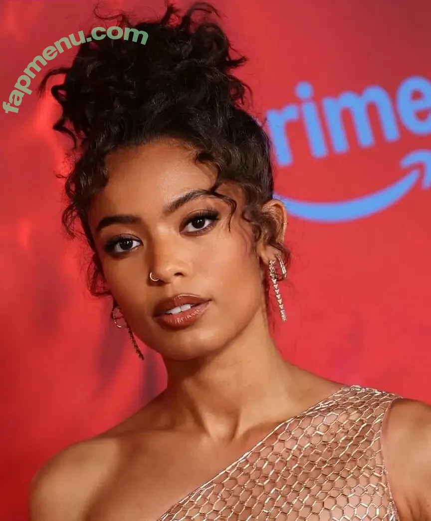 Jaz Sinclair nude photo #0049 (jas_sinclair / jaz_sinclair)