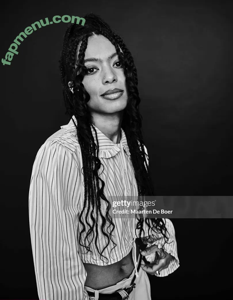 Jaz Sinclair nude photo #0051 (jas_sinclair / jaz_sinclair)