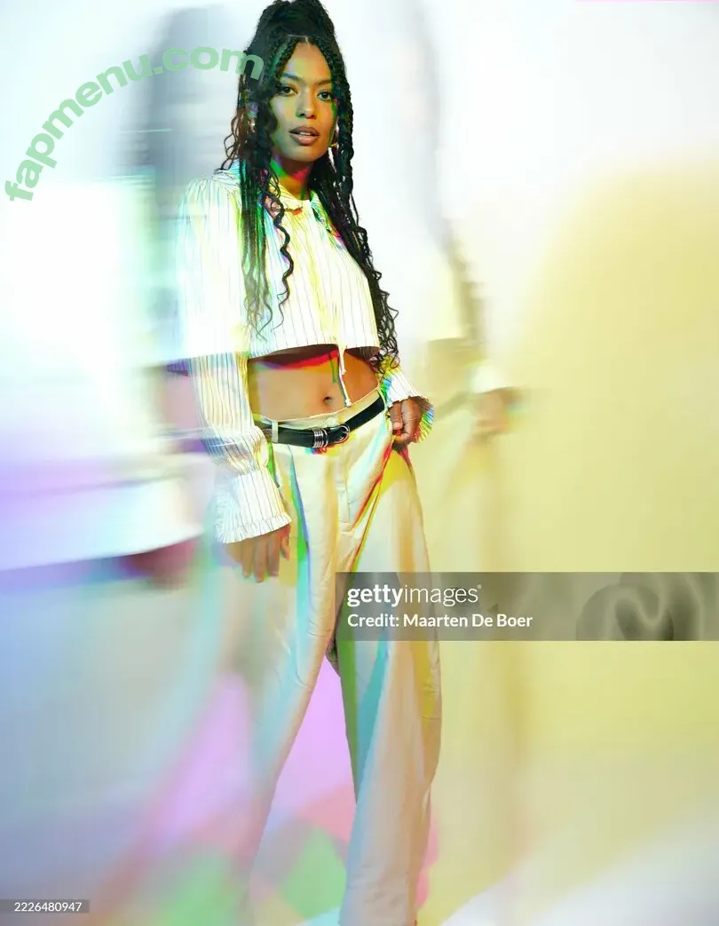 Jaz Sinclair nude photo #0052 (jas_sinclair / jaz_sinclair)