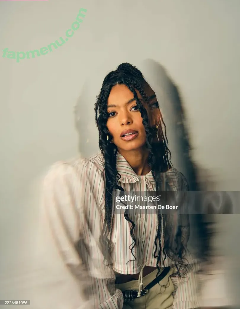 Jaz Sinclair nude photo #0059 (jas_sinclair / jaz_sinclair)