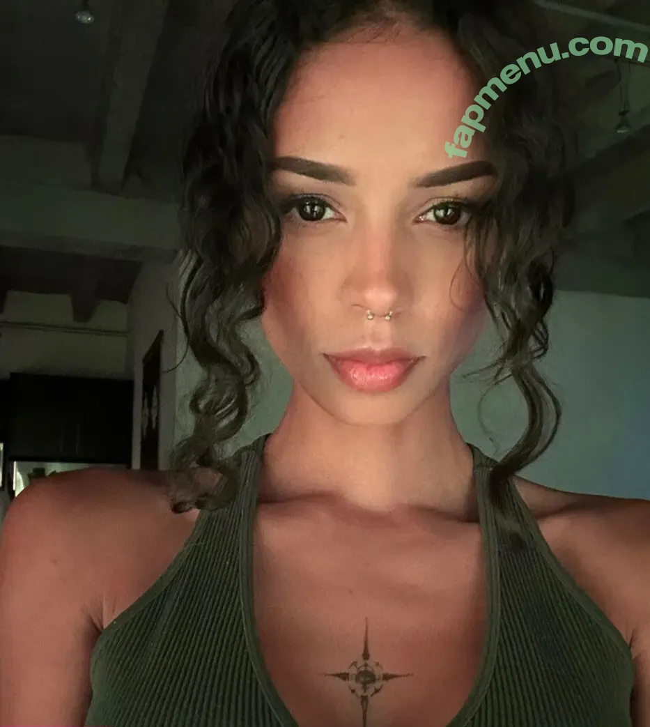 jazmeetswrld nude photo #0003 (jazmedwards / jazmeetswrld_show / teasemejaz)
