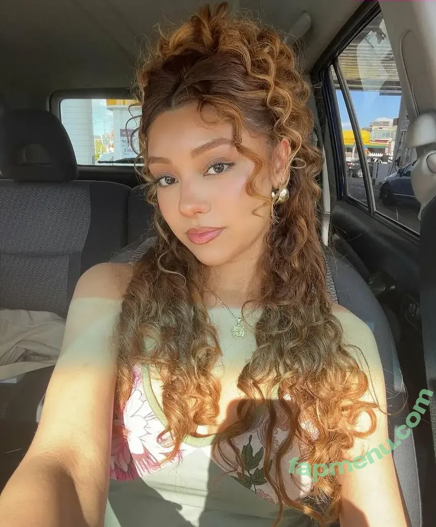 Jazmina nude photo #0004 (jazvnessa)