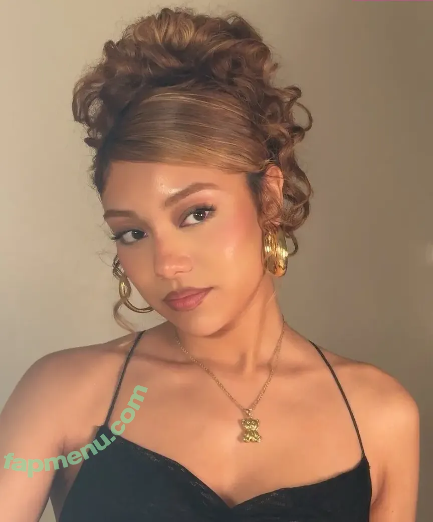 Jazmina nude photo #0012 (jazvnessa)