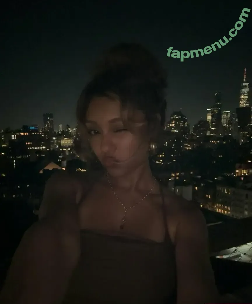 Jazmina nude photo #0023 (jazvnessa)
