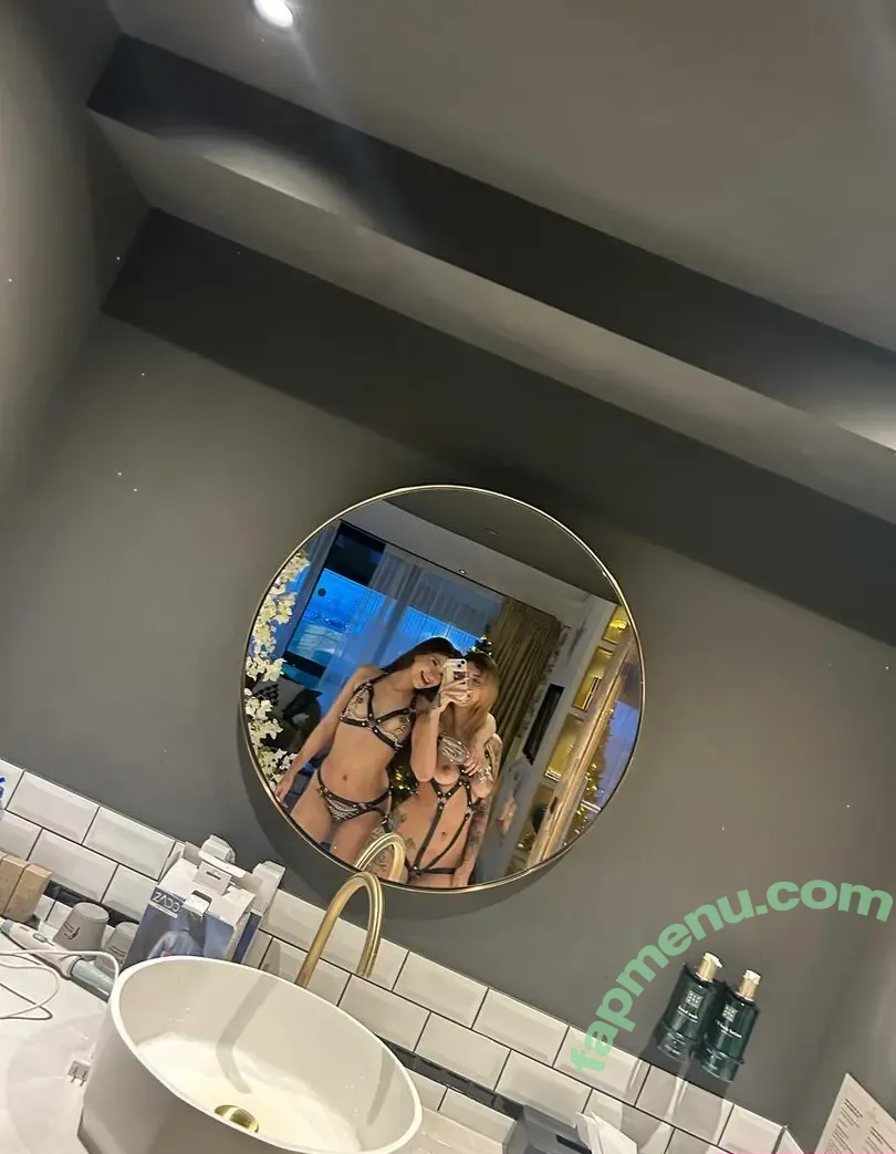 Jazmine White nude photo #0072 (Molly Smith / jazminewhite / jazsmth / soymollysmith / soymollysmithx)