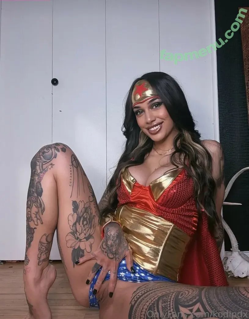 Jazmyn PDX nude photo #0165 (jasmine.pdx / jazmyn_pdx / jazmynpdx)