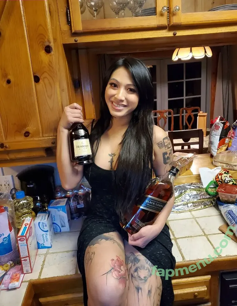 Jazmynco nude photo #0026 (Jvzmyntch / juicyjazmynne)