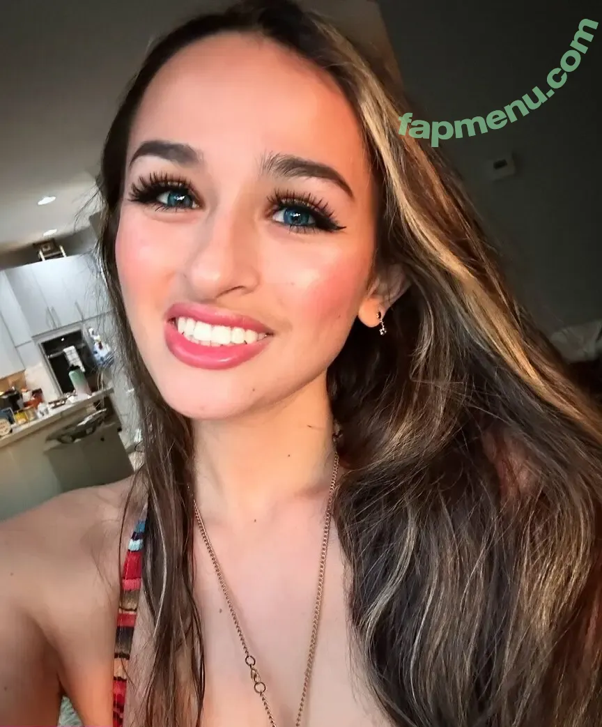 Jazz Jennings nude photo #0077 (jazzjennings_)