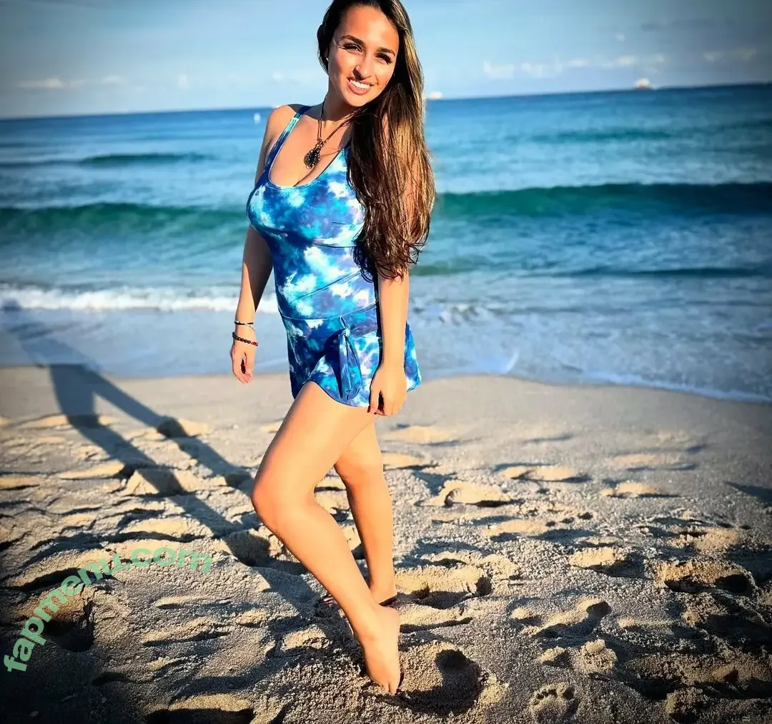 Jazz Jennings nude photo #0096 (JazzJennings__ / jazzjennings_)