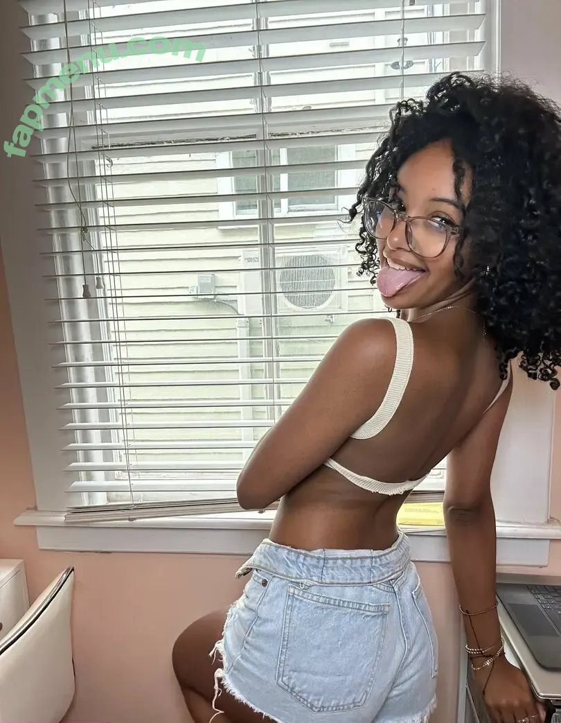 jazzylilyy nude photo #0037 (jaslillyy)