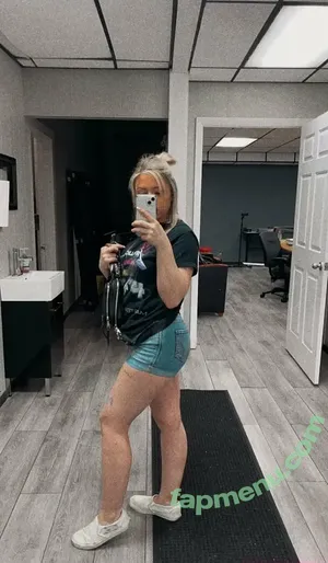  nude photo #0002