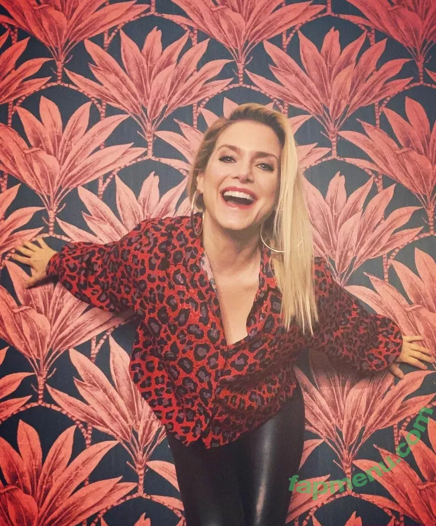 Jeanette Biedermann nude photo #0008 (jeanettebiedermann)